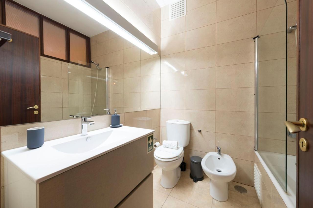 Lovelystay - Serralves Apartment With Free Parking ปอร์โต ภายนอก รูปภาพ